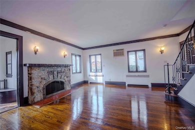 99 Durland Rd, Lynbrook, NY 11563 - photo 5