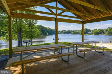 15709 Viewpoint Cir, Dumfries, VA 22025 - photo 7