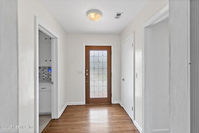 915 Old Grove Manor, Jacksonville, FL 32207 - photo 2