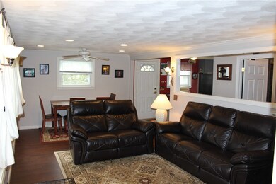 32 Sundance St, Warwick, RI 02886 - photo 7