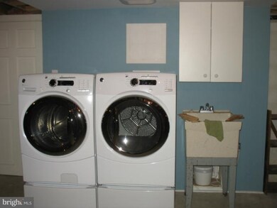 417 Mish Rd, Bunker Hill, WV 25413 - photo 5