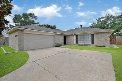 17007 Barton Oaks Ct, Houston, TX 77095 - photo 2
