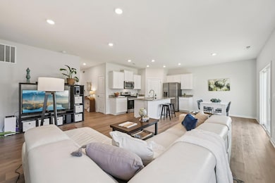 131 Flowering Meadow Dr, Delaware, OH 43015 - photo 7