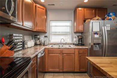 1134 Whelan Ln, Jeffersonville, IN 47130 - photo 6