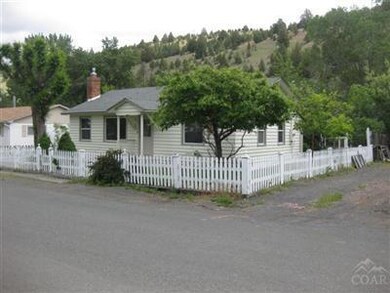 218 N Humbolt St, Canyon City, OR 97820 - photo 2