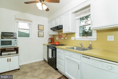 12200 Myrtle Ave, Beltsville, MD 20705 - photo 5