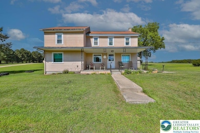 2485 Summer Mountain Rd, Palmerton, PA 18071 - photo 2