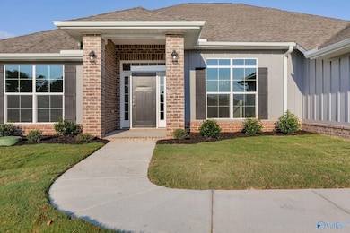 139 Ridgeland Trail, Moores Mill, AL 35810 - photo 2