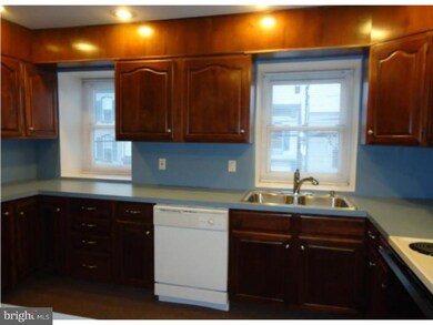 17 S 4th St unit 2, Hamburg, PA 19526 - photo 4