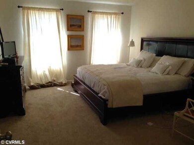 Master Bedroom - Large Master Suite