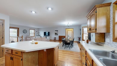 1333 East Ave N, Onalaska, WI 54650 - photo 7