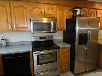 6 Granite Cir, MerriMacK, NH 03054 - photo 3