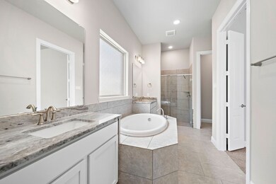 30819 Raleigh Creek Dr, Tomball, TX 77375 - photo 2