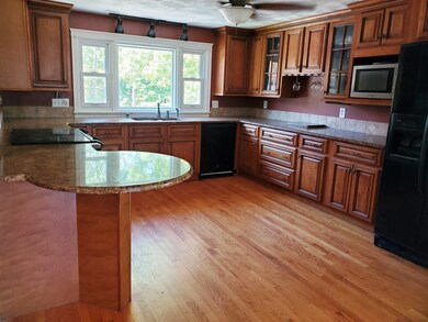 299 Old River Rd, Lincoln, RI 02865 - photo 4