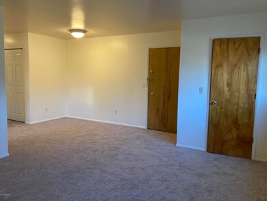 2526 W 27th Ave unit 8, Anchorage, AK 99517 - photo 2