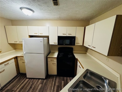 1002 Brookhollow Dr unit 11, Fayetteville, NC 28314 - photo 4