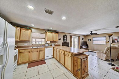 Kitchen & Family Room.jpg