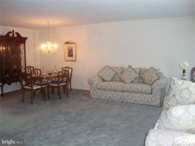 633 Niblick Ln unit 28, Wallingford, PA 19086 - photo 5
