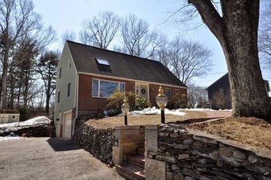 153 Cox St, Hudson, MA 01749 - photo 2