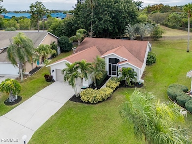 18112 Horseshoe Bay Cir, Fort Myers, FL 33967 - photo 4