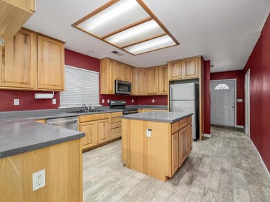 19729 Oakhill Rd, Madera, CA 93638 - photo 6