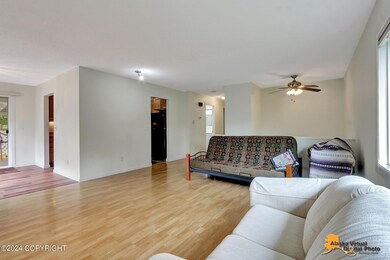 5313 Keuka Ct, Anchorage, AK 99508 - photo 7