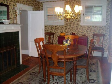 Dining Room. Spacious dining room with fireplace