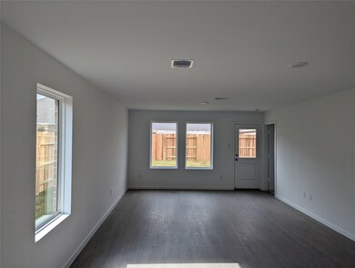 28919 Texas Sparrow Ln, Hockley, TX 77447 - photo 3