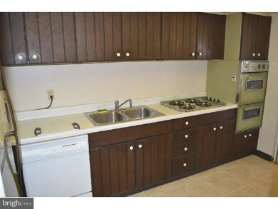 Strath Haven Condominiums unit 1027, Swarthmore, PA 19081 - photo 6