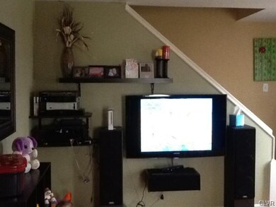 1202 E Livingston St, Allentown, PA 18109 - photo 7