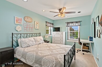 18 Fox Ct W, Buffalo Grove, IL 60089 - photo 7