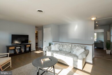 106 Carroll Dr, Annapolis, MD 21403 - photo 5