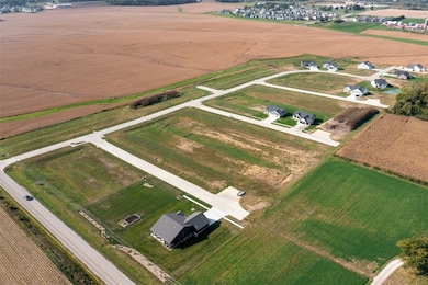 3225 Village Way, Cedar Rapids, IA 52411 - photo 2