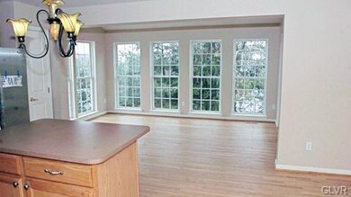 4039 Clubhouse Ct, Center Valley, PA 18034 - photo 7