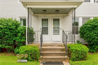 85 Bucklin St, Pawtucket, RI 02861 - photo 2