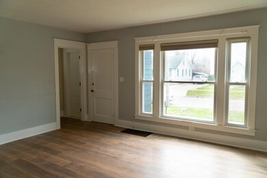 1014 N Chestnut St, Lansing, MI 48906 - photo 3