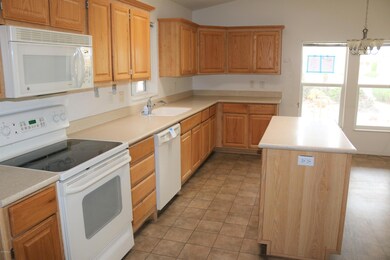 023-318880 - Kitchen 1