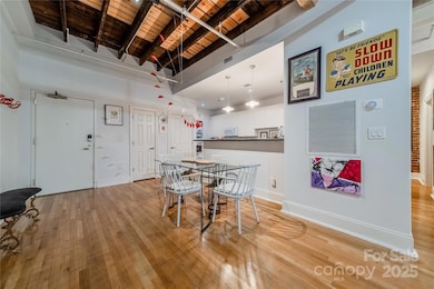 310 Arlington Ave unit 317, Charlotte, NC 28203 - photo 2