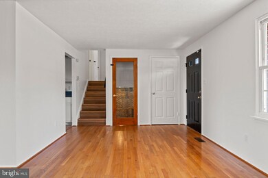 7726 Marbrook Rd, Glen Burnie, MD 21060 - photo 7