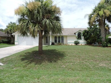 104 Redgrave Dr, Sebastian, FL 32958 - photo 2