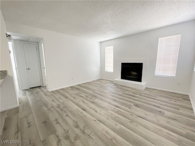 2742 Alicialynn Way unit B, Las Vegas, NV 89121 - photo 2