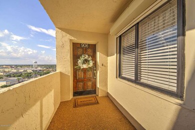 Corner Unit