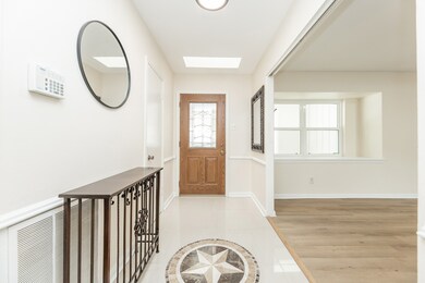 12514 Pinerock Ln, Houston, TX 77024 - photo 4