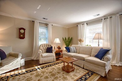 316 Locust St, Newburgh, IN 47630 - photo 7