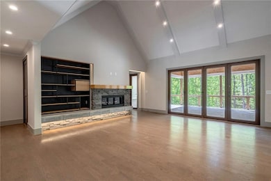 71 Ramey Rd, Sugar Hill, GA 30518 - photo 4