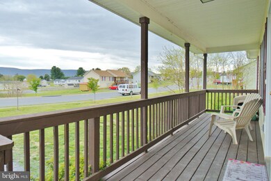 447 N Summit Ave, Woodstock, VA 22664 - photo 4