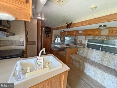 6-20 Boo Blvd, Falling Waters, WV 25419 - photo 7