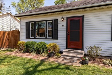 210 Mary St, Jeffersonville, IN 47130 - photo 3