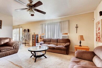 3411 W Redfield Road Phoenix-large-007-3