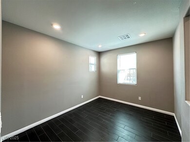 11067 Camden Bay St, Las Vegas, NV 89179 - photo 6